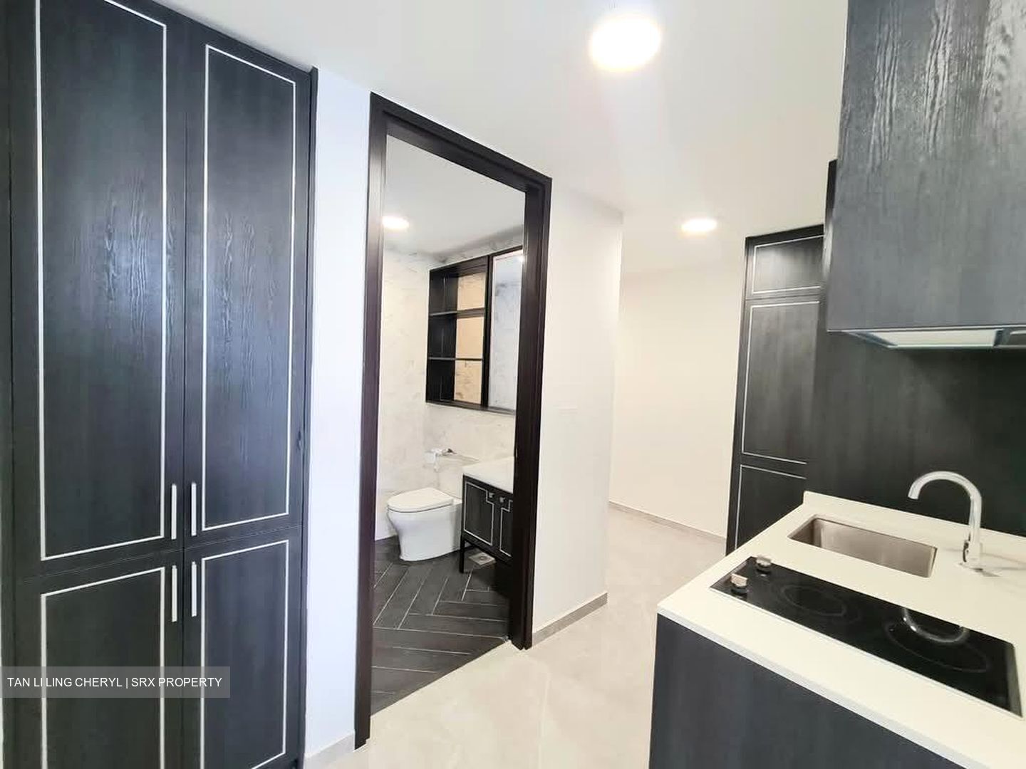 Mayfair Gardens (D21), Condominium #561691961